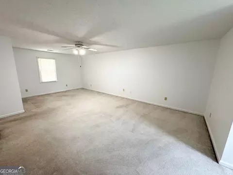 Living - 2995 Hogansville Rd, Lagrange, GA 30241 photo 5 of 5