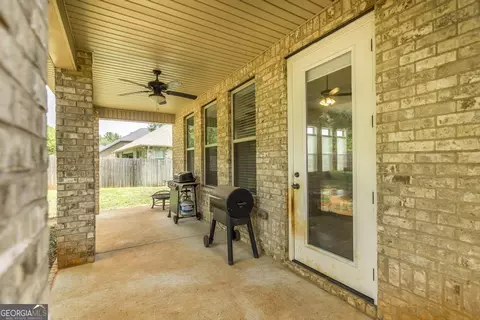 Exterior - 114 Silverside Dr, Perry, GA 31069 photo 7 of 9