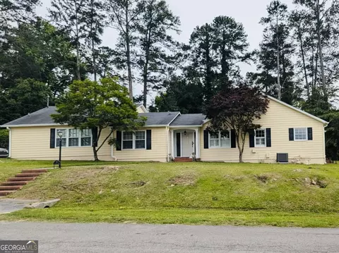 375 Calloway Dr, Macon, GA 31204 photo 2