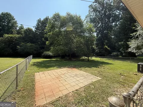 Exterior - 131 Alton Dr, Lagrange, GA 30241 photo 6 of 7