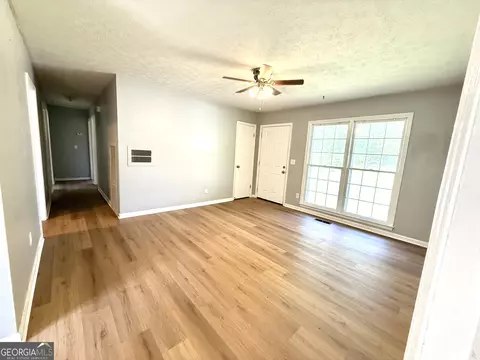 Living - 131 Alton Dr, Lagrange, GA 30241 photo 3 of 3