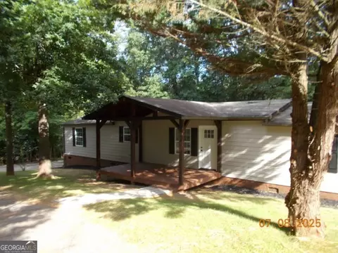 487 Oak View Trl, Cleveland, GA 30528