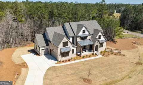 612 Forest Pointe Dr, Forsyth, GA 31029 photo 2