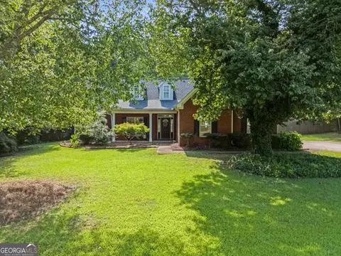 112 Harbin Trl, Locust Grove, GA 30248