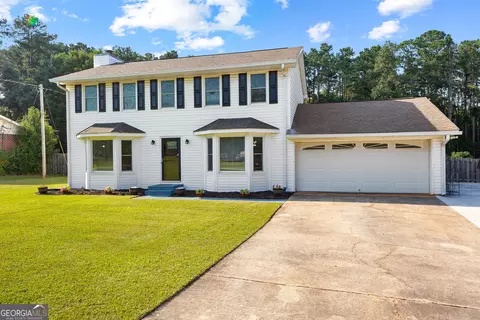 160 Marilyn Dr E, Fayetteville, GA 30214
