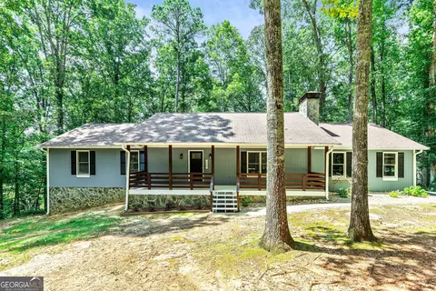 255 Buckeye Ln, Fayetteville, GA 30214