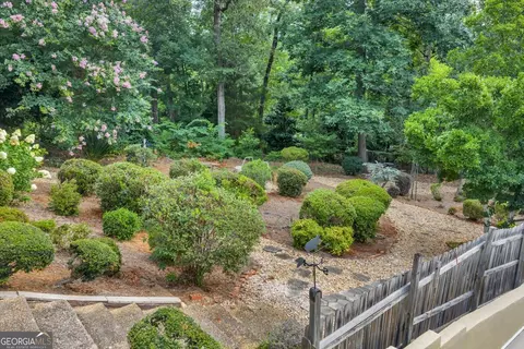 Exterior - 200 Oak Forest Ln, Warner Robins, GA 31088 photo 10 of 23