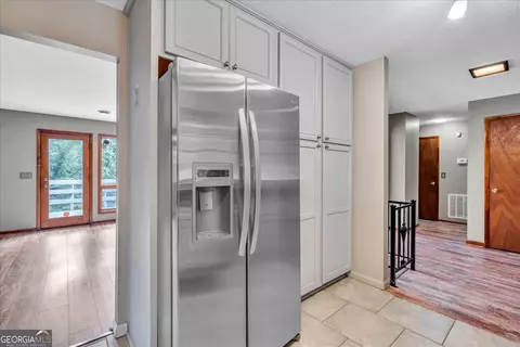 Entry Way - 200 Oak Forest Ln, Warner Robins, GA 31088 photo 3 of 3