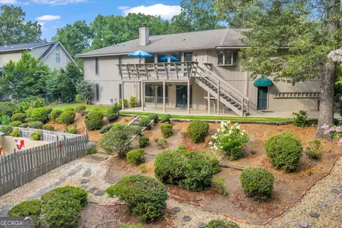 Exterior - 200 Oak Forest Ln, Warner Robins, GA 31088 photo 11 of 23