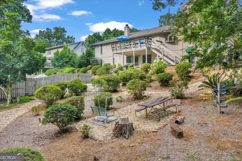 Exterior - 200 Oak Forest Ln, Warner Robins, GA 31088 photo 12 of 23
