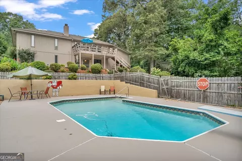 Exterior - 200 Oak Forest Ln, Warner Robins, GA 31088 photo 21 of 23