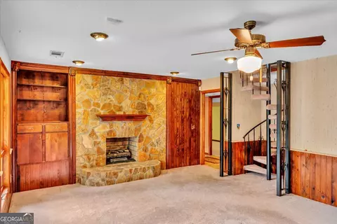 Living - 200 Oak Forest Ln, Warner Robins, GA 31088 photo 10 of 10