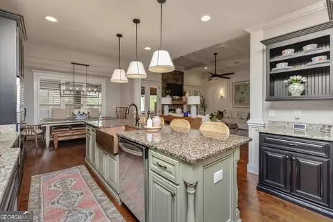 Kitchen - 3002 Wiregrass Rd, Perry, GA 31069 photo 4 of 7