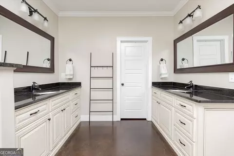 Entry Way - 3002 Wiregrass Rd, Perry, GA 31069 photo 4 of 6