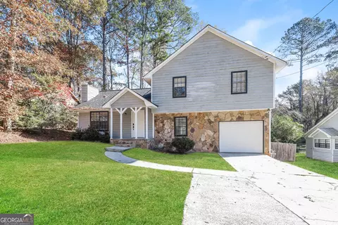 9200 Sunset Dr, Jonesboro, GA 30238