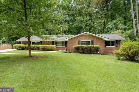 3355 Embry Cir, Atlanta, GA 30341