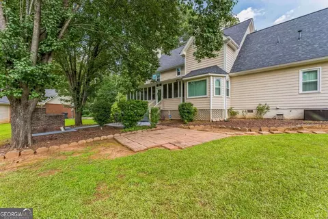 3057 S Sweetwater Rd, Lithia Springs, GA 30122
