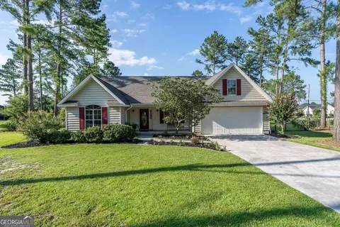 371 Summertree Rd, Douglas, GA 31535