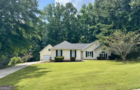 207 River Park Dr, Newnan, GA 30265