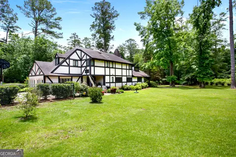 992 Barbour Ln, Eufaula, AL 36027