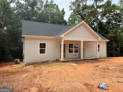 104 Fjord Dr NE, Milledgeville, GA 31061