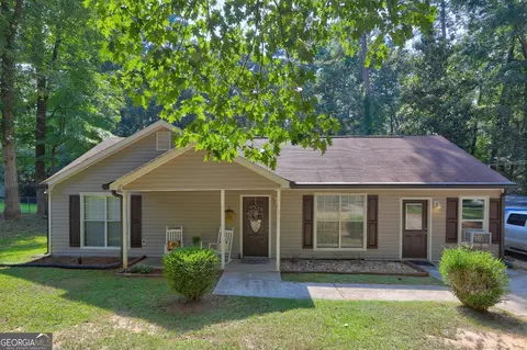 128 Hillcrest Dr, Stockbridge, GA 30281