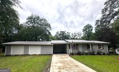 76 Fulmer St, Summerville, GA 30747