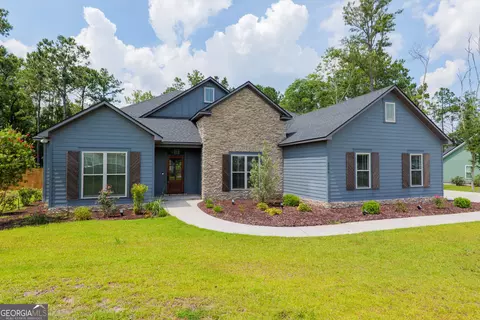 6006 Union Springs Dr, Hahira, GA 31632