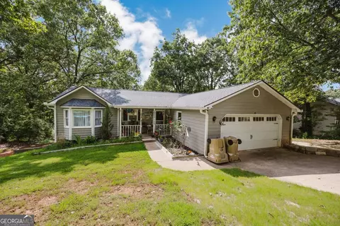 31 Greenwood Dr SW, Cartersville, GA 30120