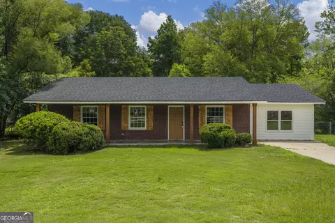 2906 Kent Dr, Phenix City, AL 36870
