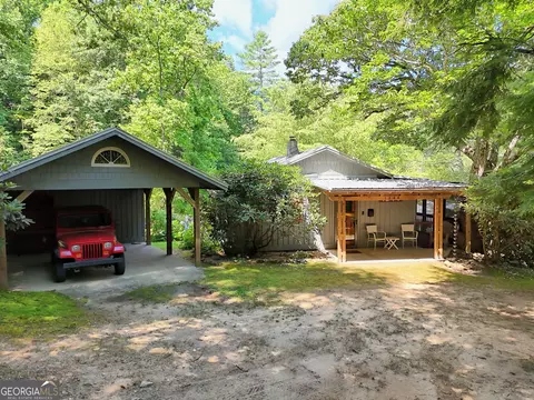1344 Tate City Rd, Clayton, GA 30525