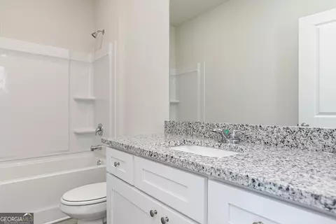 Bath - 224 Rooker Dr, Lagrange, GA 30241 photo 1 of 2