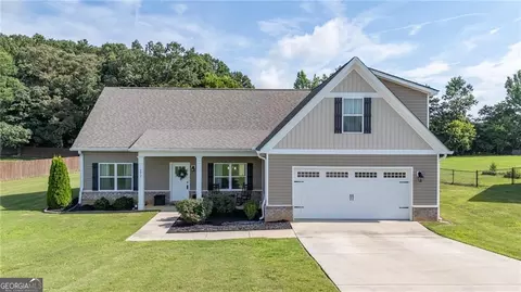 272 Burnt Hickory Ln SE, Calhoun, GA 30701