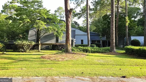217 Wildwood Dr, Statesboro, GA 30458