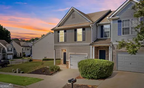 4805 Zephyr Cove Pl, Flowery Branch, GA 30542