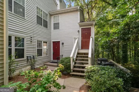 104 Glenleaf Dr, Peachtree Corners, GA 30092