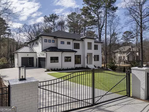 5238 Timber Ridge Rd, Marietta, GA 30068
