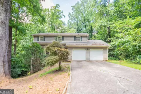 206 Hauteur Pl SW, Lilburn, GA 30047