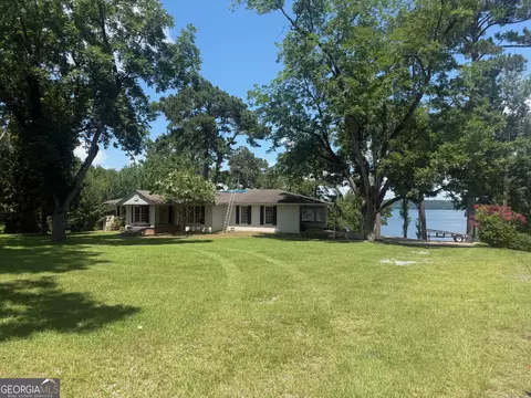111 Lakeview Dr, Eufaula, AL 36027