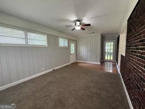 Living - 110 Dogwood Dr, Lagrange, GA 30241 photo 6 of 6