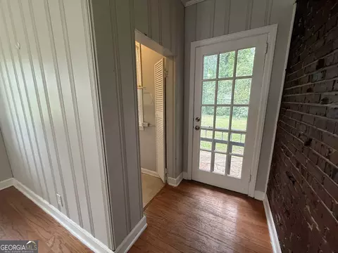Entry Way - 110 Dogwood Dr, Lagrange, GA 30241 photo 1 of 2