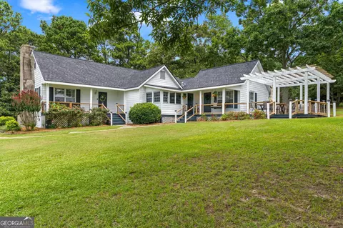 1219 Pebblebrook Rd, Woodbury, GA 30293