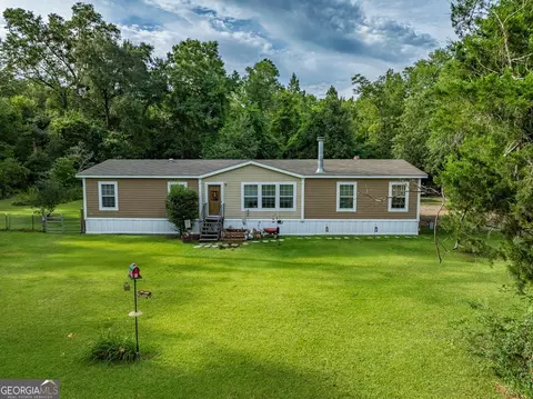 137 Worth Rd, Sylvester, GA 31791
