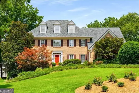 7565 Wolf Brook Dr, Atlanta, GA 30350