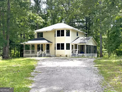 112 Woodhollow Dr, Griffin, GA 30223
