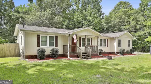 59 Red Ln, Gay, GA 30218