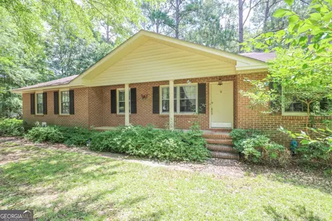 1835 Audobon Rd NE, Milledgeville, GA 31061