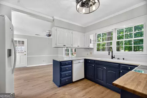 Kitchen - 123 Brittney Ln, Lagrange, GA 30240 photo 1 of 2