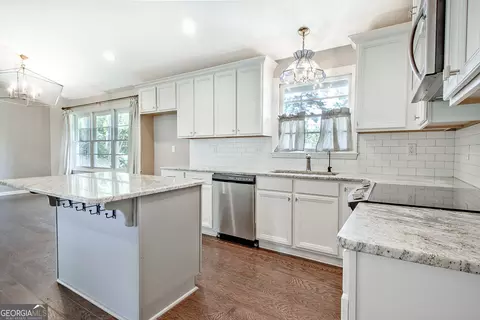 Kitchen - 506 Glenridge Rd, Lagrange, GA 30240 photo 1 of 3