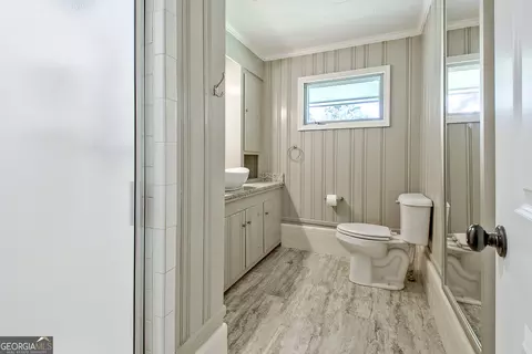Bath - 506 Glenridge Rd, Lagrange, GA 30240 photo 1 of 4
